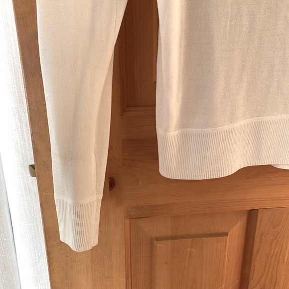 Aritzia Wilfred Light Knit Sheer Asymmetrical White Sweater, size M - Picture 4 of 6